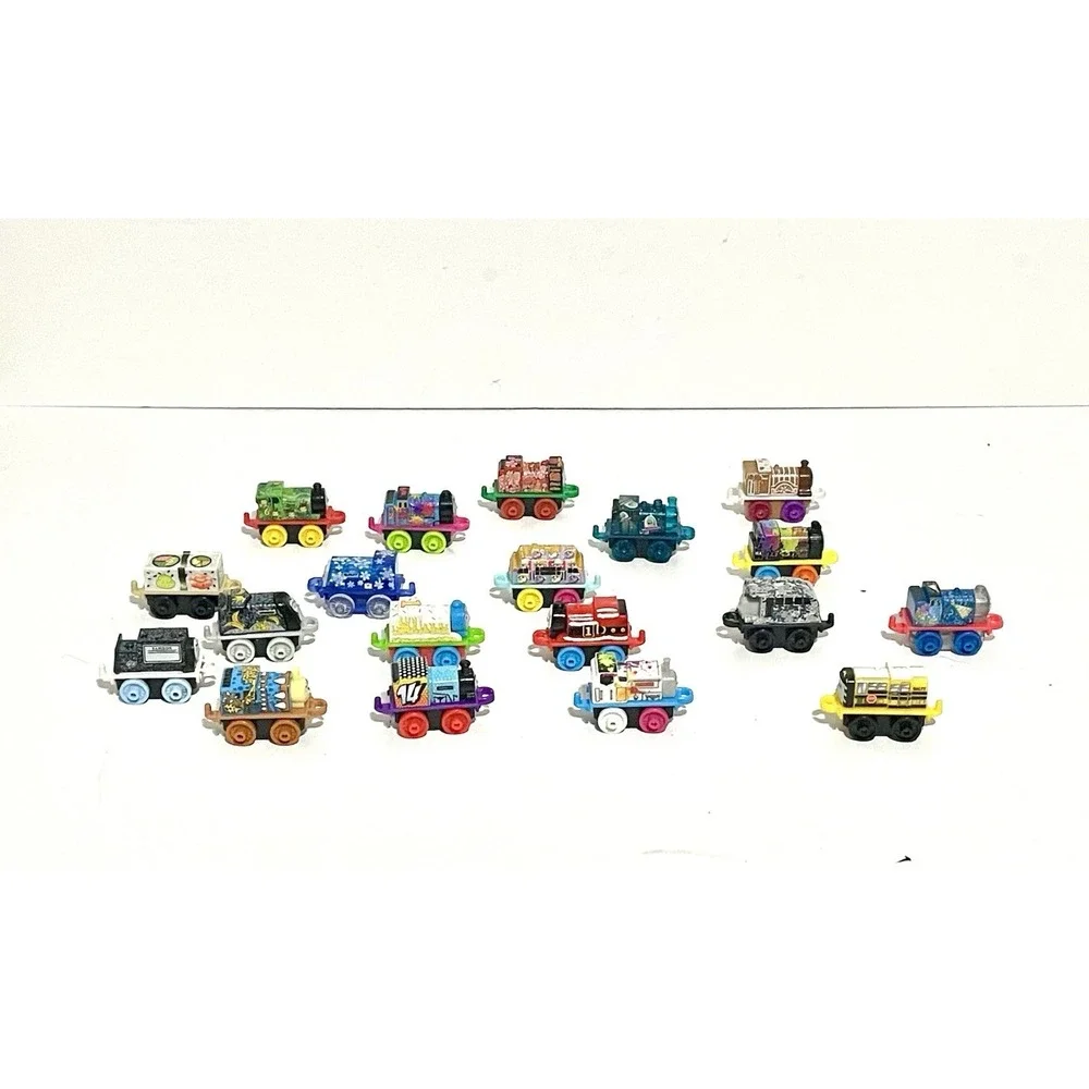 Thomas & Friends Minis Thomas Birthday Cake Sprinkles And More  Mini Train Lot